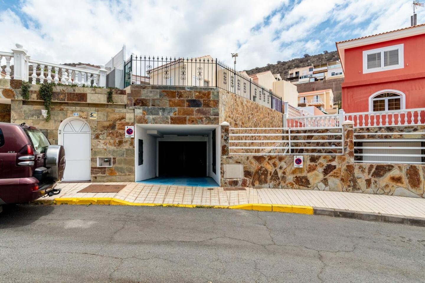 Villa Aspen Gran Canaria Arguineguin Exterior photo